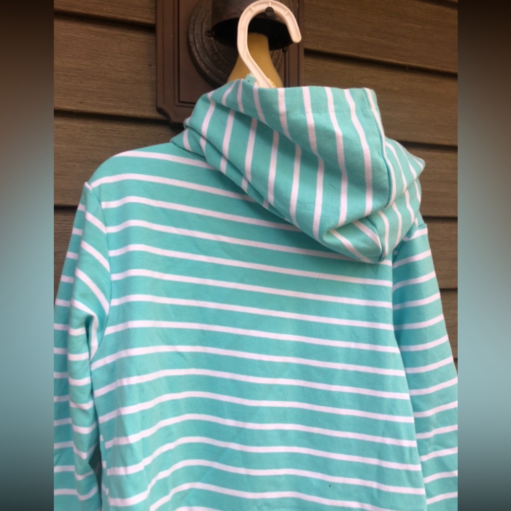 Embroidered Kids dress hooded and never worn NWOT Unique piece! π³π§π₯π¦π¦¦π¦ - Picture 4 of 6